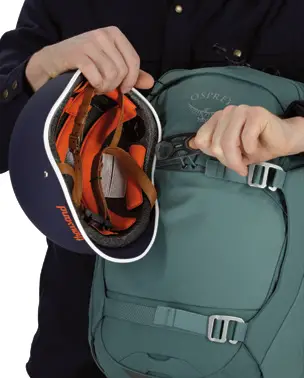 OSPREY-METRON-F21-Bike-Commute-Backpack-5