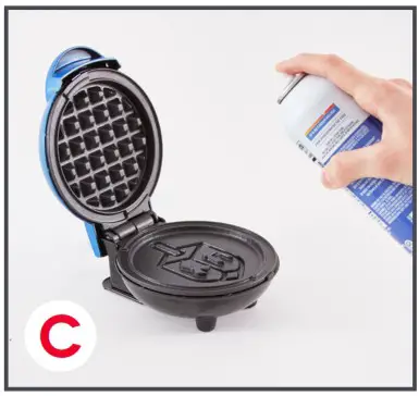 DASH D DMWD001 Dreidel Mini Waffle Maker - using your Mini Waffle Maker 7