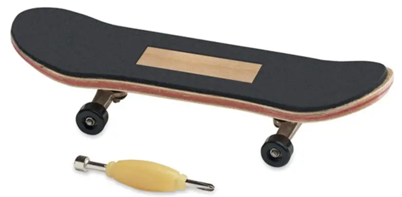 PIRUETTE MO6594 Mini Wooden Skateboard