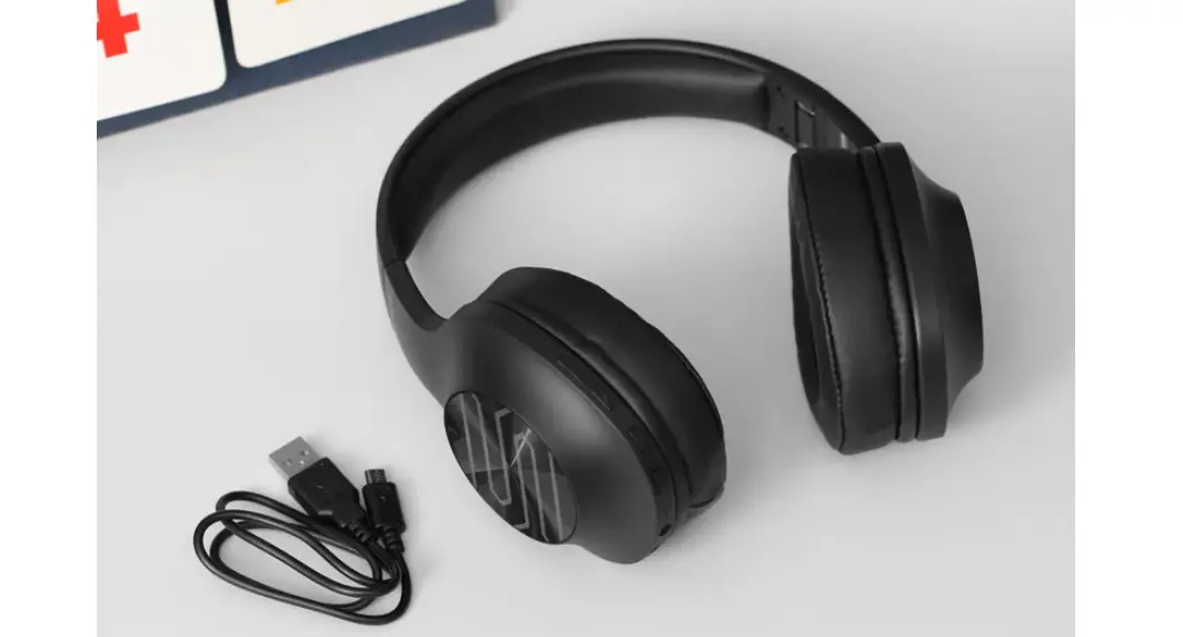 Soul Ultra Wireless 2 Wireless Over-ear Headphones User Manual