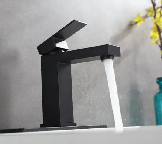 RBROHANT D0102HH0CRA Single Handle Single Hole Bathroom Faucet - photo