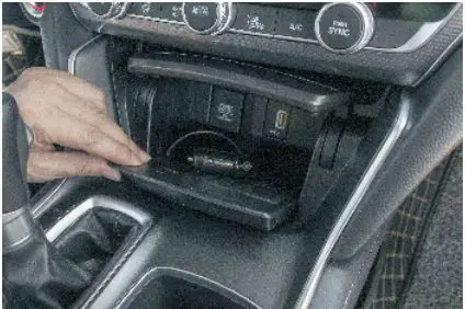 Shenzhen Tangzao Technology HAD Car Wireless Charger User Manual - Install the Wireless charger