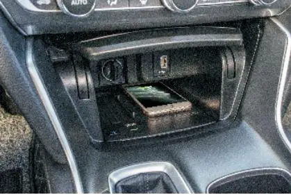 Shenzhen Tangzao Technology HAD Car Wireless Charger User Manual - Turn on the switch of the wireless charger