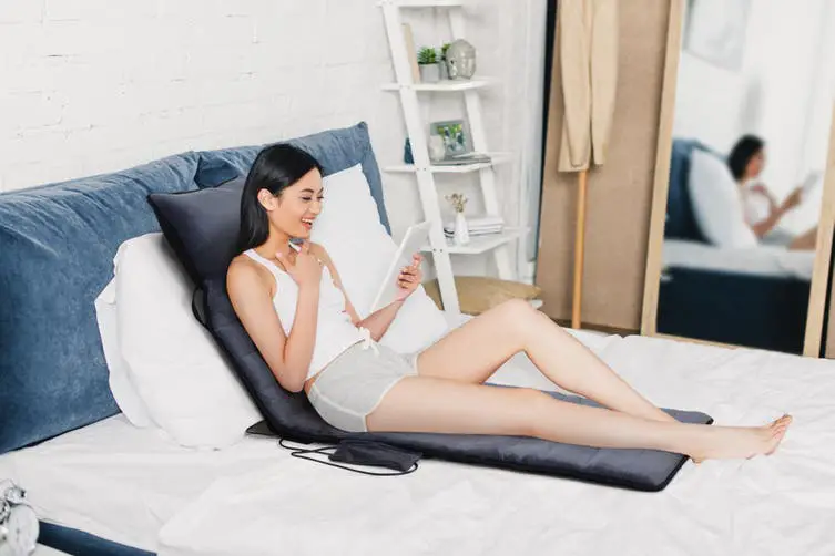 Kogan Bella Vita - Full Body 10 Motor Vibration Massage Mat User Guide