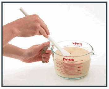 Alex K51473 Bundt Cake Maker - Prepare