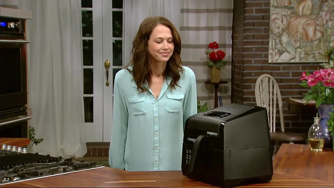 Presto 03421 Airdaddy 4.2-quart Electric Air Fryer Instruction Manual Presto 03421 Airdaddy 4.2-quart Electric Air Fryer Instruction Manual