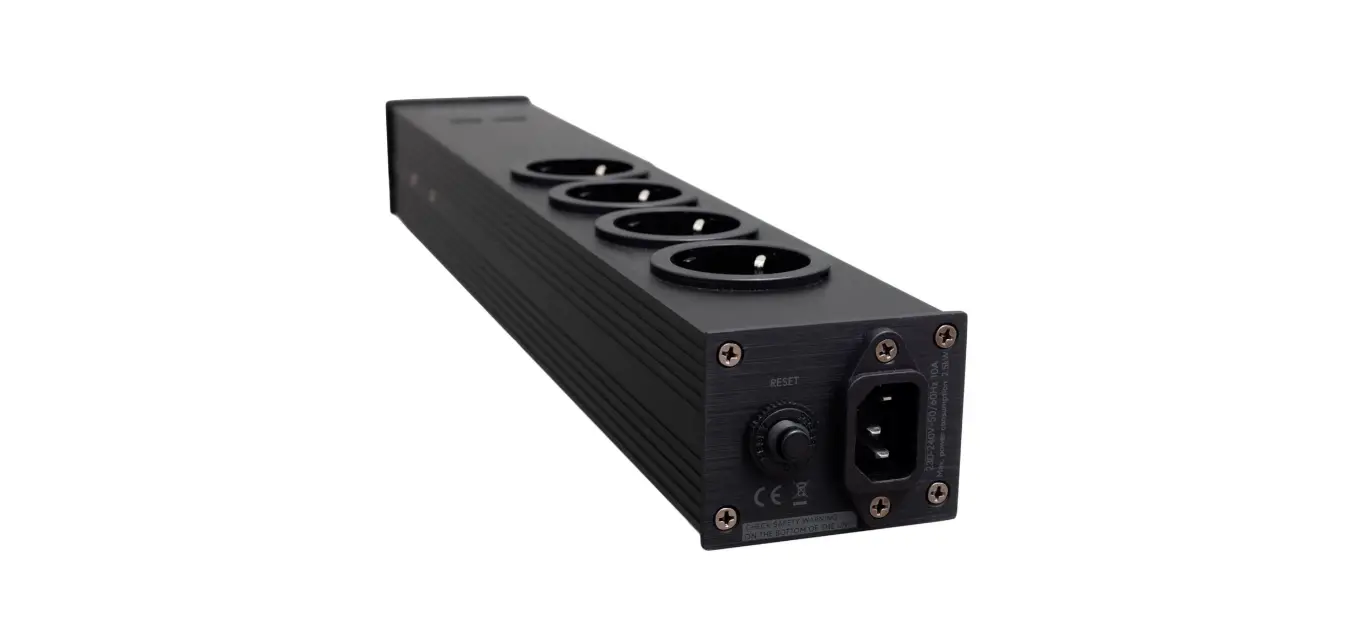 Taga Harmony Pf-400usb Pf-usb Series Power Noise Filters For Use With Audio-video Equipment With Usb Charging Function Instruction Manual