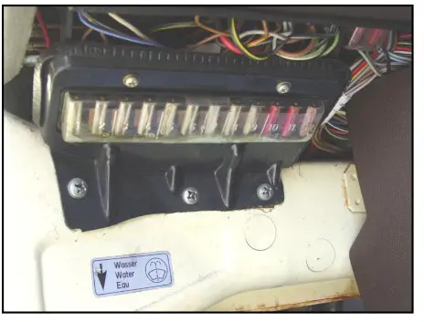 GOWESTY AUX-700 Auxiliary Battery Kit - Figure 15