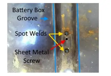GOWESTY AUX-700 Auxiliary Battery Kit - Figure 17