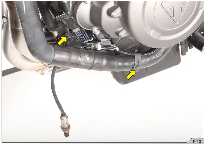 Akrapovi Triumph Trident 660 Racing Line Motorcycle Exhaust - FIG12