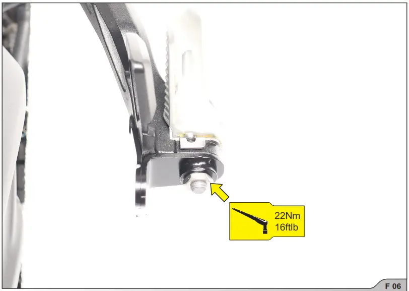 Akrapovi Triumph Trident 660 Racing Line Motorcycle Exhaust - FIG6