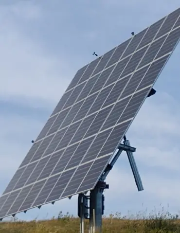 RACE-HARDWARE-Dual-Axis-Solar-Trackers-FIG-1