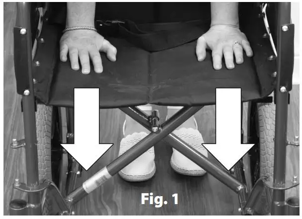 aidapt SGLY00100818A Deluxe Self Propelled Steel Transit Chair - fig 1