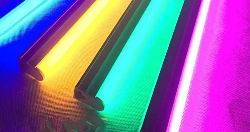 Novalux 85007 64-in 26w Led T8 Sign Light Instruction Manual Novalux 85007 64-in 26w Led T8 Sign Light Instruction Manual