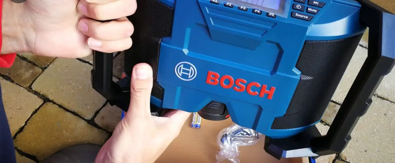 Bosch Gpb 12v-10 Professional Cordless Jobsite Am And Fm Radio Instruction Manual