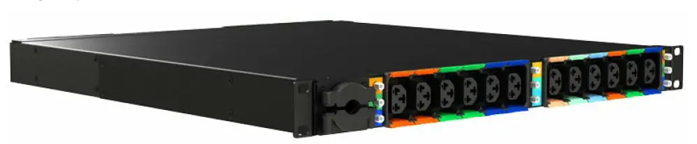 Lenovo-1U-Switched-and-Monitored-3-Phase-Power-Distribution-Units-01