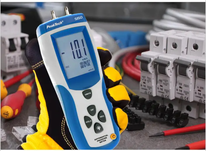 PeakTech 5150 Differential Pressure Meter with USB