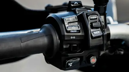 YAMAHA TRACER 9 GT Sport Touring Motorcycle - 6