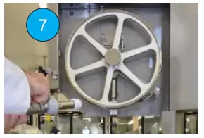 ECOLAB-XP-Foamer-Powerful-Cleaning-Machine-fig-8