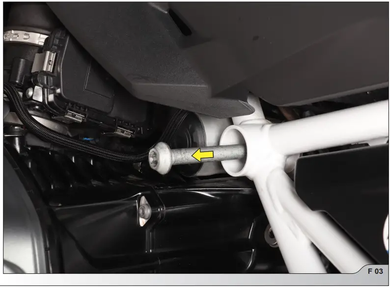 AKRAPOVIC-BMW-R-1250-GS-ADVENTURE-Lower-Protection-Bar-Set- (6)