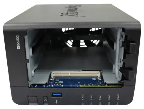 Synology NAS DS220 - To install the memory module