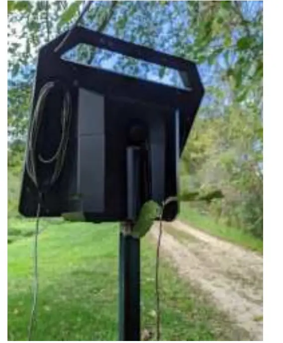 RECONYX-SC10-10W-Solar-Charger-Fig-1