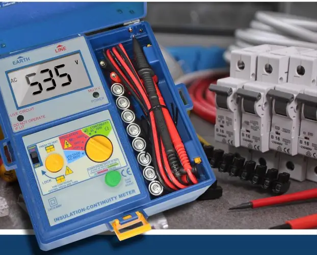 PeakTech 2670 Digital Insulation Tester1