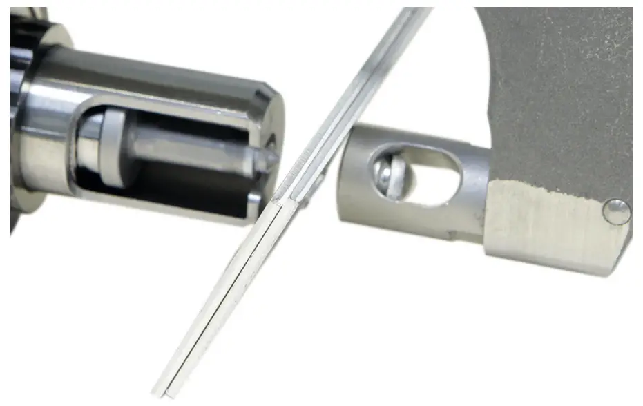 D66465 GYSPRESS 10 Tons Push Pull Body Punch Riveter - AIR CONNECTION 12