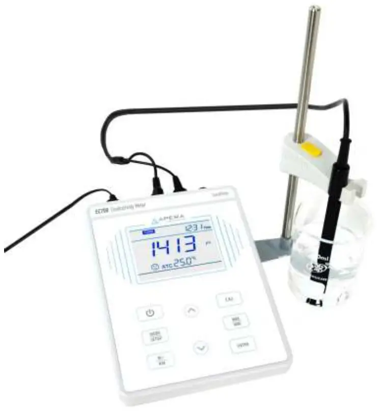 APERA EC700 Benchtop Conductivity Meter