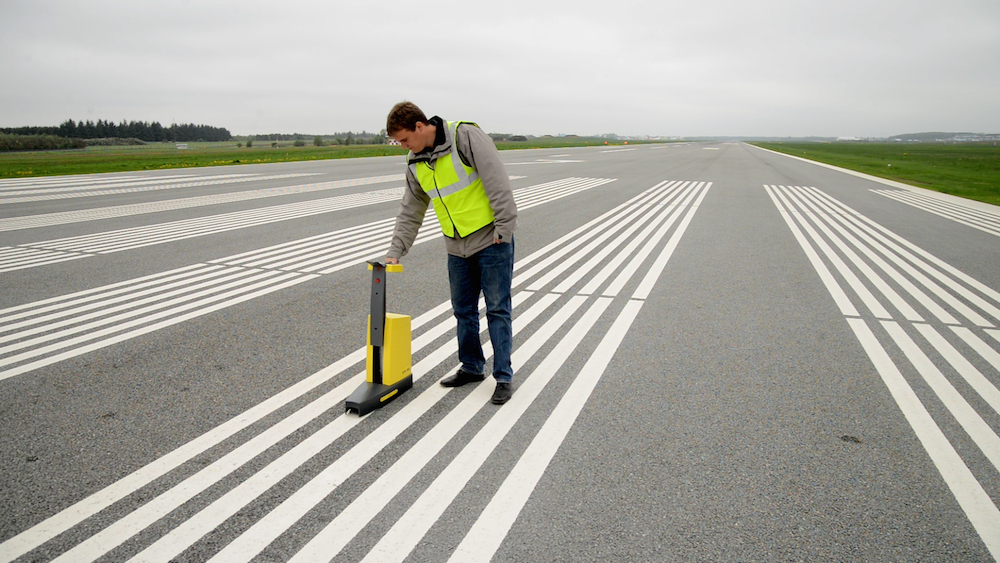 Delta Ltl3000 Handheld Retroreflectometer For Road Markings User Guide