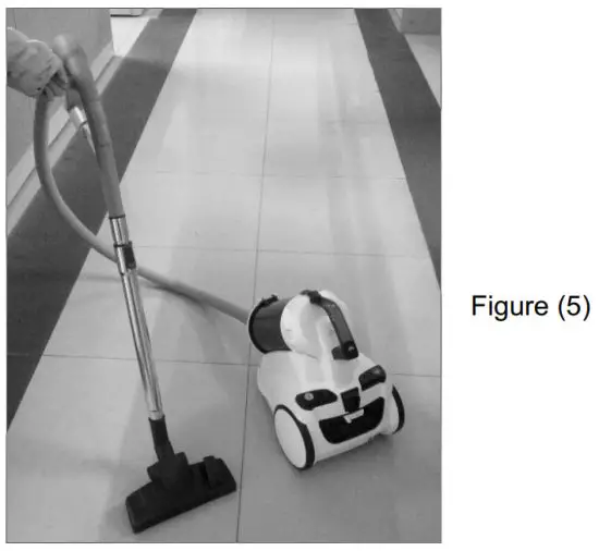 H Koenig axo940 Bagless Vacuum Cleaner - floor brush