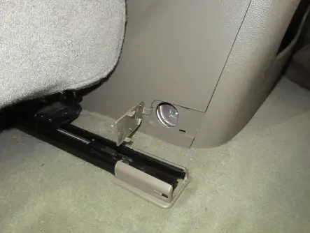 JL-AUDIO-94645-2014-2018-Chevrolet-Silverado-&amp-GMC-Sierra-fig-15