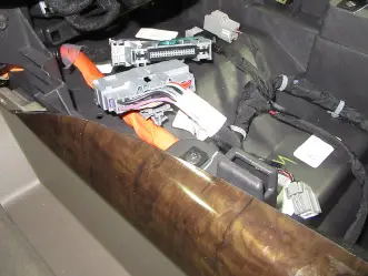 JL-AUDIO-94645-2014-2018-Chevrolet-Silverado-&amp-GMC-Sierra-fig-18