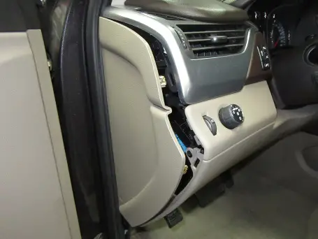 JL-AUDIO-94645-2014-2018-Chevrolet-Silverado-&amp-GMC-Sierra-fig-4