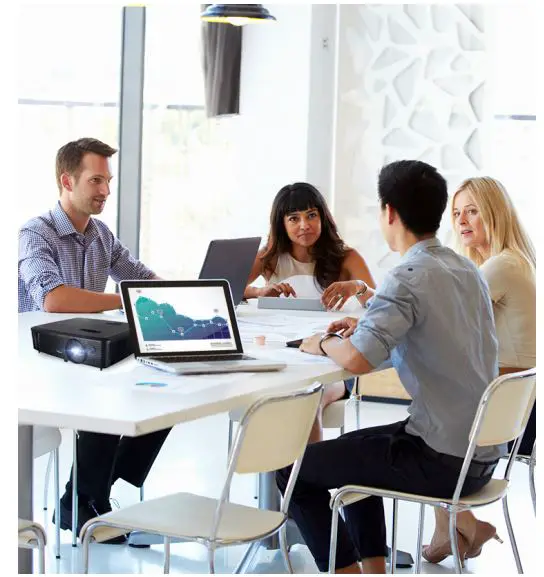 Optoma S334e Bright SVGA Projector - Superior Performance