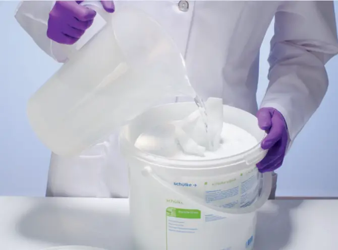 PRAXISDIENST schulke Wet Wipes Dispenser - Featured Image