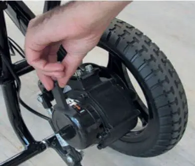 drive DeVilbiss AFPC17BLK Autofold Powerchair User Guide - Put freewheel levers into Electric mode