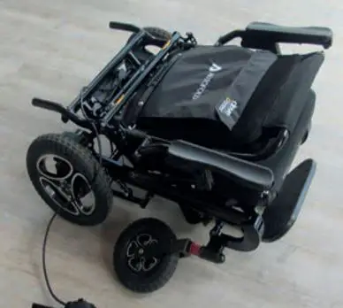 drive DeVilbiss AFPC17BLK Autofold Powerchair User Guide - Unpack the powerchair and place the powerchair so the front is on the floor