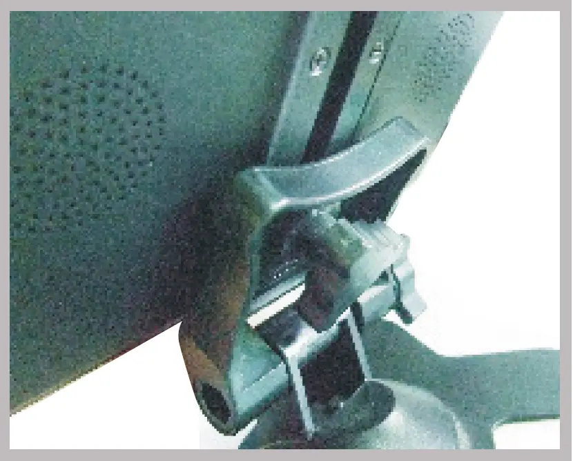 NEXTECH QM3752 TFT LCD Monitor with Remote 06