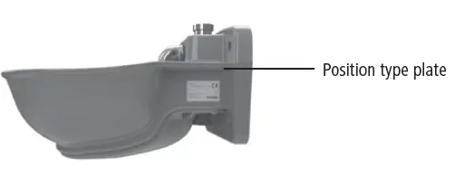 KERBL-222040-Heatable-Plastic-Drinking-Bowl-with-Pipe-Valve-FIG-5