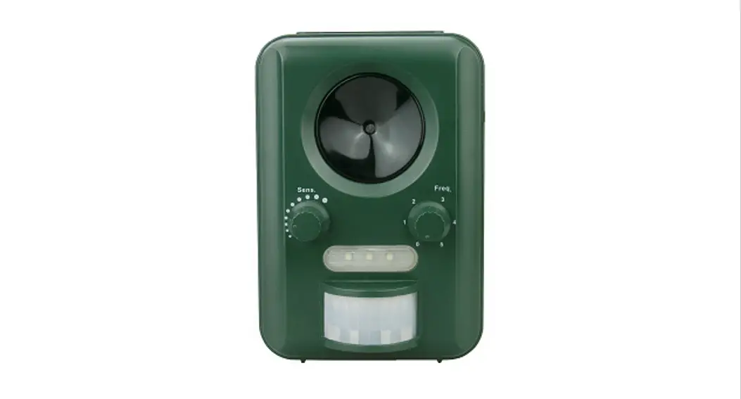 Kogan Solar Ultrasonic Possum & Pest Repeller User Guide Kogan Solar Ultrasonic Possum & Pest Repeller User Guide