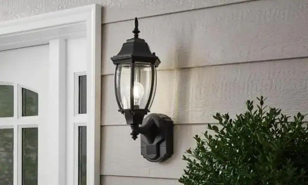 Heathzenith Hz-4192-bk-a Motion-sensing Hardwired Led Black Coach Light User Manual