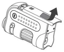 CARSON MICROBRITE Pocket Microscop - Installing the battery