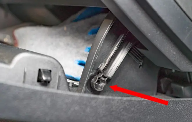 Carli Fitment 2017 - Install Power Harness 2