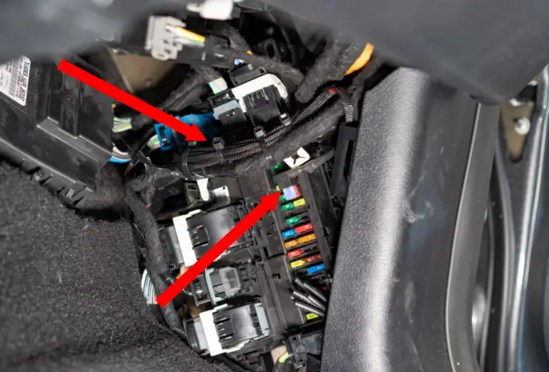 Carli Fitment 2017 - Install Power Harness 7