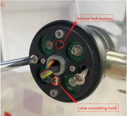 Geek L-B400 Keyless Fingerprint - upwards as above