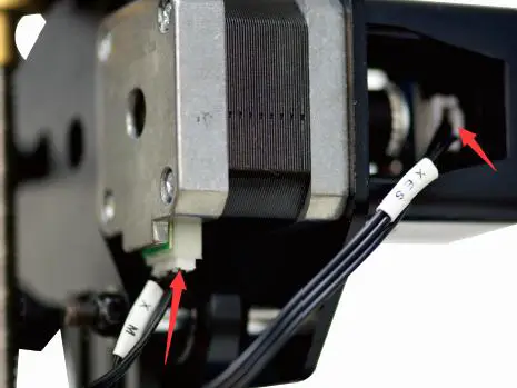 Connect the X-axis motor and the X-axis limit switch wire