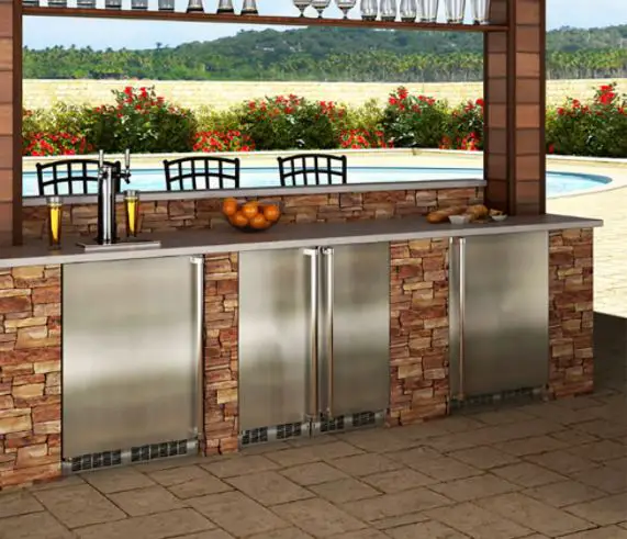 Marvel More215 Outdoor Undercounter Refrigerator Owner's Manual Marvel More215 Outdoor Undercounter Refrigerator Owner's Manual