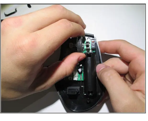 IFIXIT-22847-Anker-2.4G-Wireless-Mouse-Sensor-fig-5