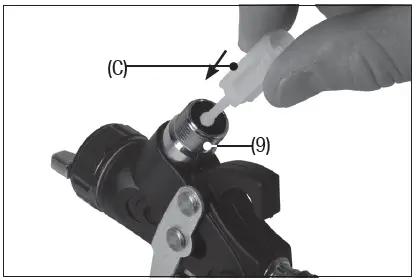 DRAPER-09708-Gravity-Feed-HVLP-Air-Spray-Gun- (4)